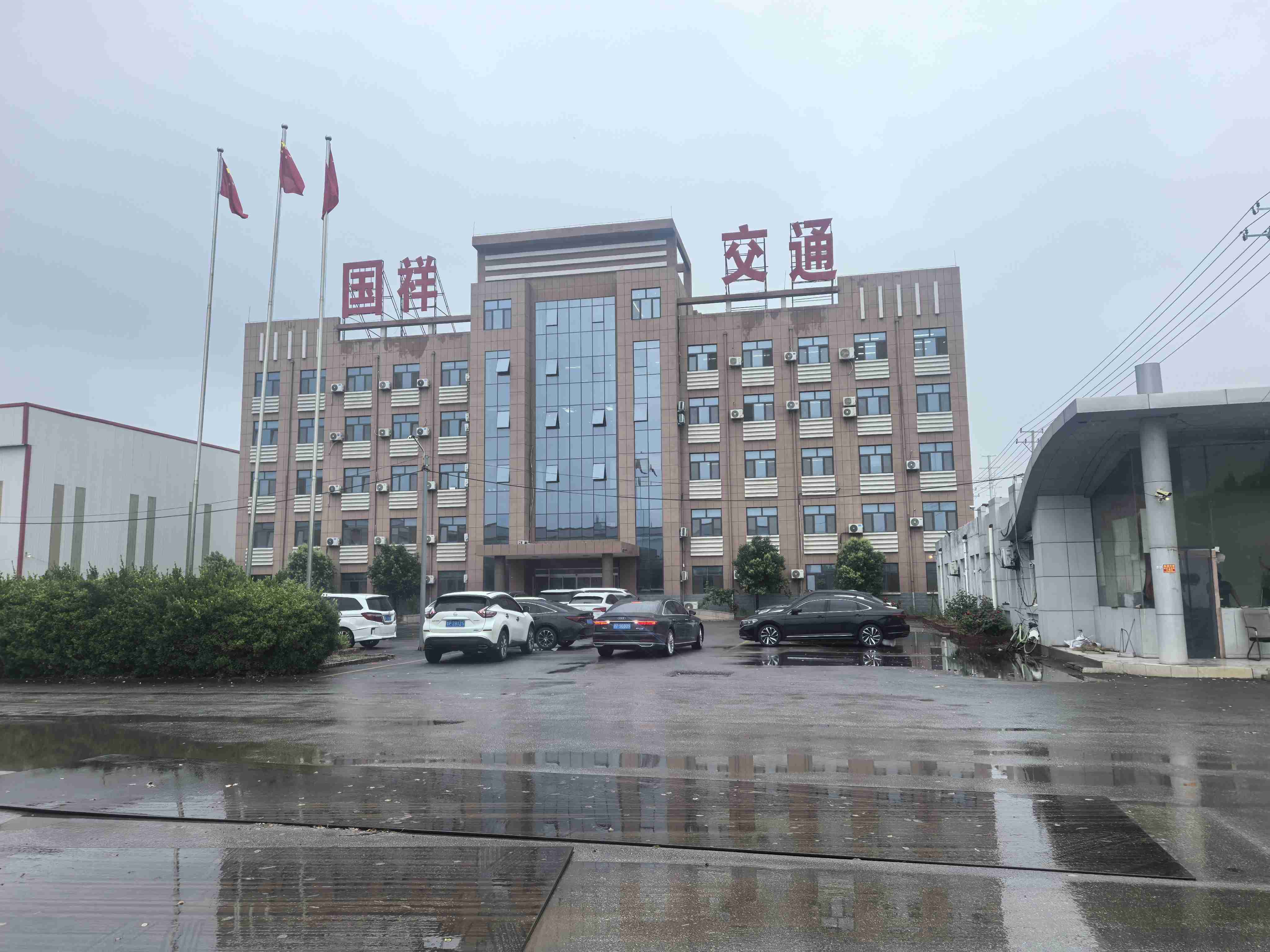 朔州市环氧锌基波形护栏浸塑波形护栏 - 一站式服务